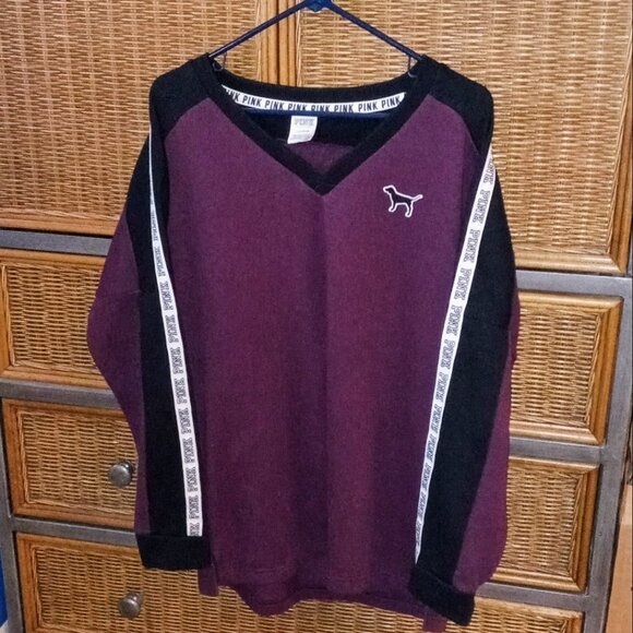 Cute PINK Sweatshirt Women's L Victoria's Secret Dog V-Neck Pullover Long Sleeve - Picture 5 of 14